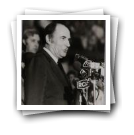 [Comício do Partido Socialista no Pavilhão dos Desportos, Porto: discurso de François Mitterrand.]