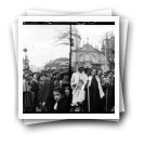Carnaval Académico do Porto [: Cortejo nas traseiras da Praça da Universidade, em frente às igrejas do Carmo e das Carmelitas]