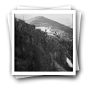 [Alto Douro - Vale do Varosa: Panorâmica do vale, rio, ponte e central da hidroeléctrica (parte 3/3)]