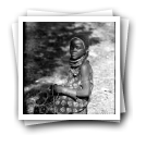 [Exposição Colonial de 1934: Angola, Rapariga do Quipungo