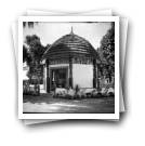[Exposição Colonial de 1934: Avenida de Moçambique, Pavilhão de 
S. Tomé e Príncipe (posto de prova de café)