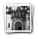 Portal lateral da igreja de Santa Clara, Porto