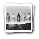 Garrafas de Vinho de Mesa Cachopa em exposição