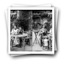 Nova Cintra [: Aurélio Paz dos Reis e a mulher Palmira de Souza Guimarães tomando chá no jardim da casa de Nova Cintra]