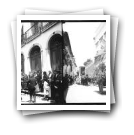 Enterro do Grau em Coimbra [: Cortejo: Carro das Colónias da Couraça dos Apóstolos à Rua dos Coutinhos]