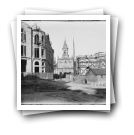 [Porto, Avenida dos Aliados: Obras de construção da Câmara Municipal do Porto e edifício dos Fenianos, com a Igreja da Trindade ao fundo]