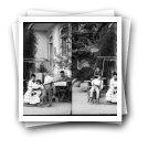 Nova Cintra [: Aurélio Paz dos Reis com a família no jardim, 2 de Agosto de 1900]